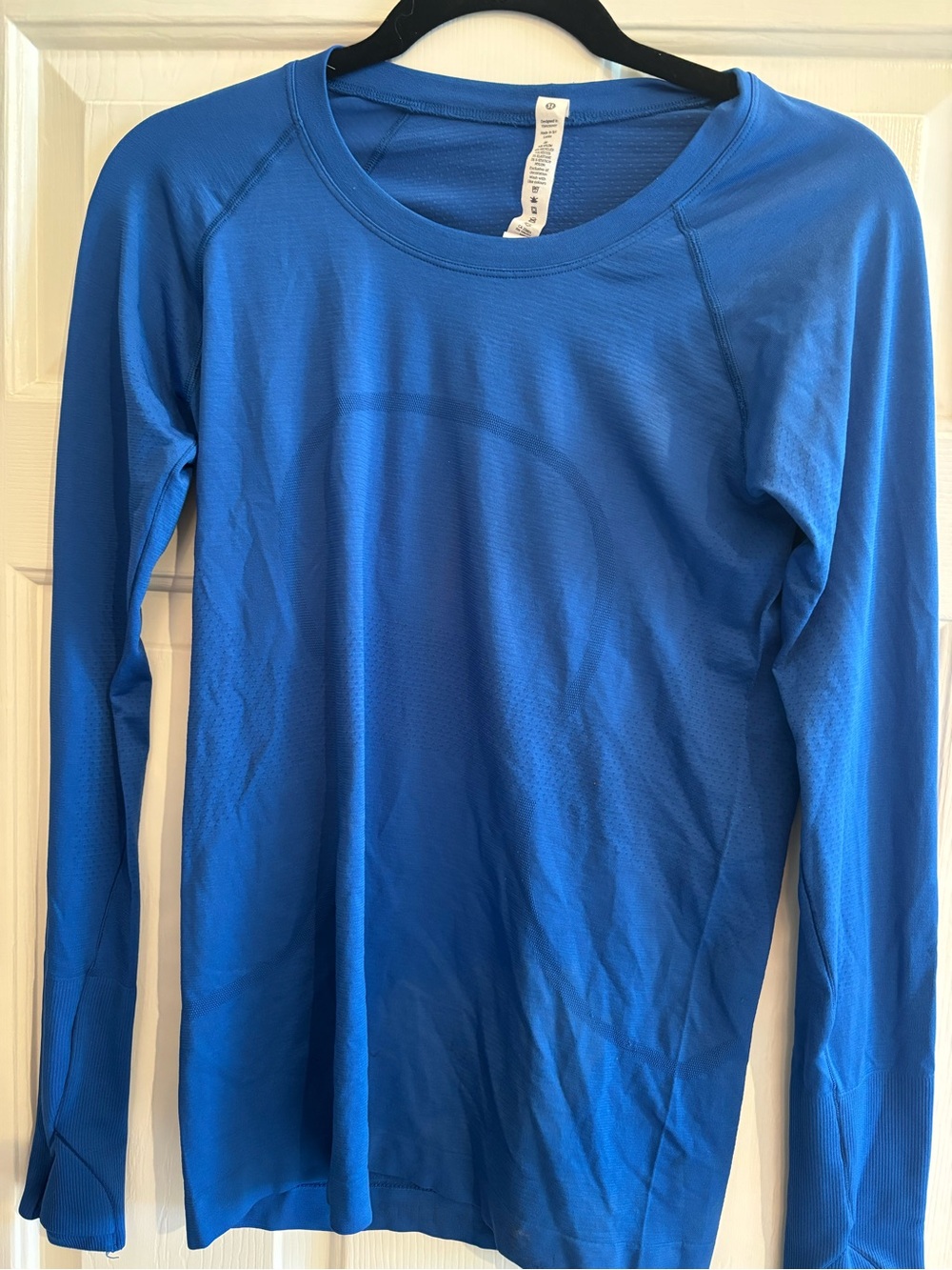 lululemon athletica Long Sleeve Tee in Bright Blue